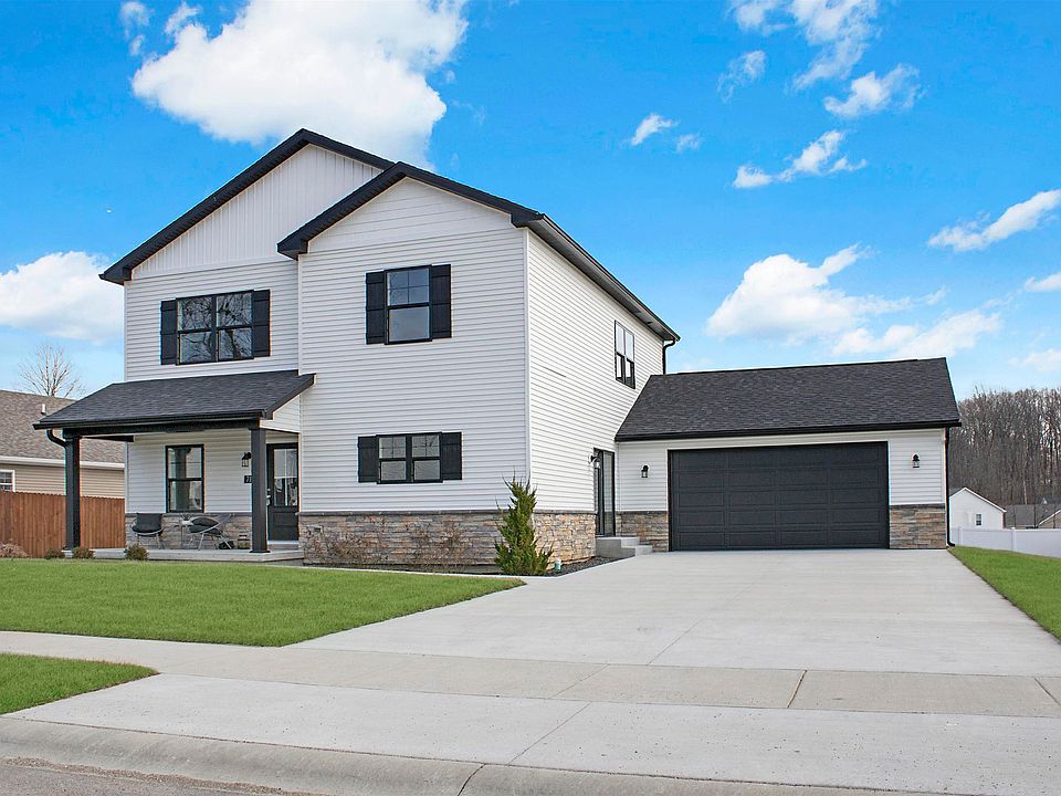 1st image of 714 N Abigail Ln