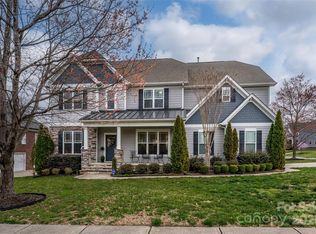 8941 Vickery Ln, Harrisburg, NC 28075