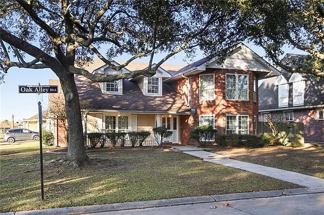 2nd image of 4940 Oak Alley Blvd