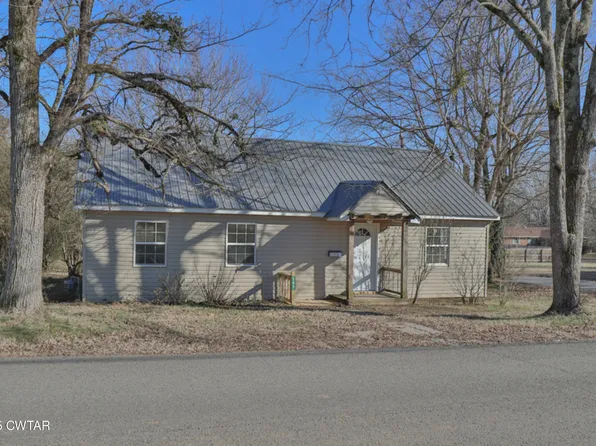 141 S Highland St, Bruceton, TN 38317