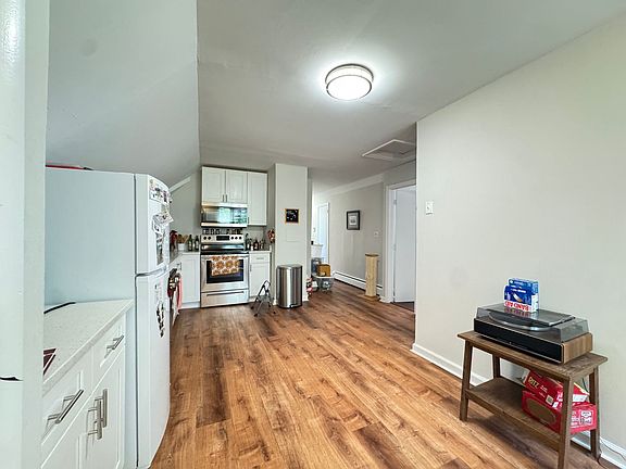 2nd image of 56 Hillside Pl #4