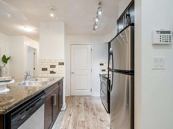 2nd image of 2468 Atkins Ave #208