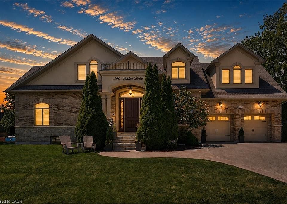 1st image of 390 Seaton Dr