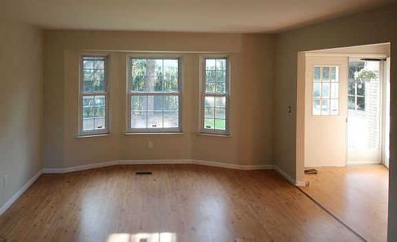 2nd image of 2717 Foster Ave