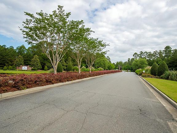 5th image of 3888 Timber Ridge Rd