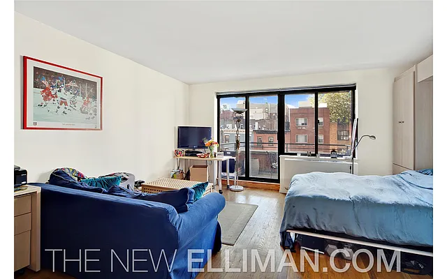 Rented by Douglas Elliman | media 17