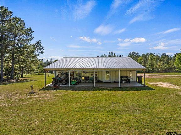 3rd image of 2745 County Road 1619