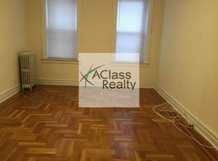 3216 35th Ave #1, Astoria, NY 11106