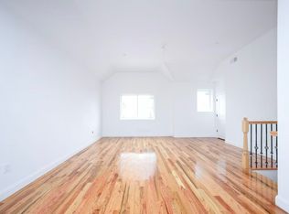 140 Beach St #2, Staten Island, NY 10304