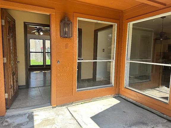 5th image of 7307 Ironwood Ln N