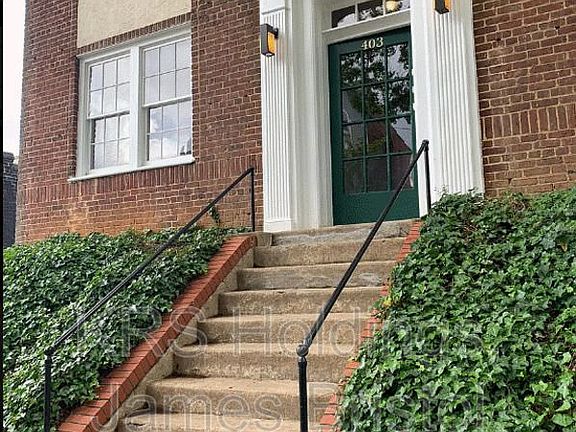 3rd image of 403 N Cleveland St APT 1