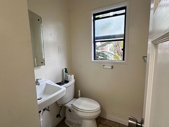 4th image of 1655 Euclid Ave #1655E-22H