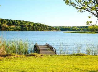 3320 Midway Ct, Granbury, TX 76049