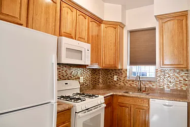 110 Graham Avenue, #1