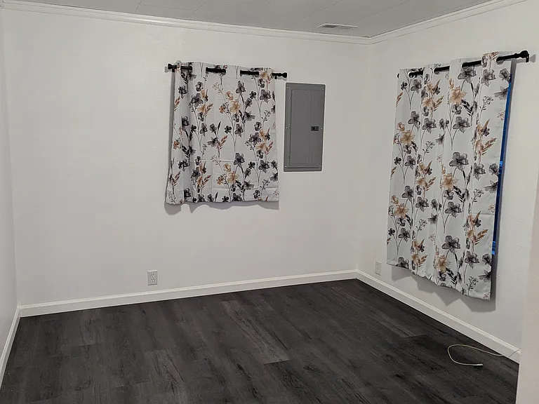 Second bedroom, next to first bedroom, identical size, no fighting over bigger room.