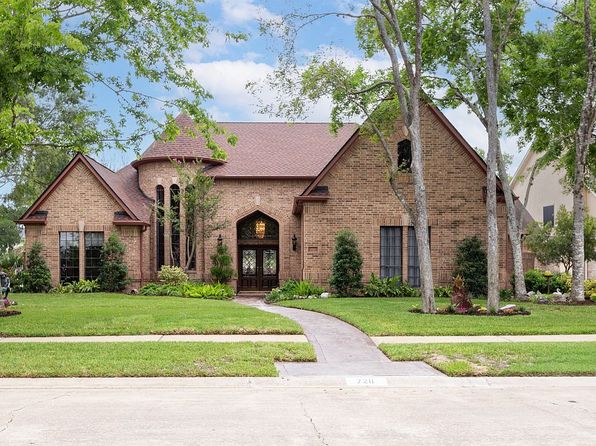 7211 Timberlake Dr