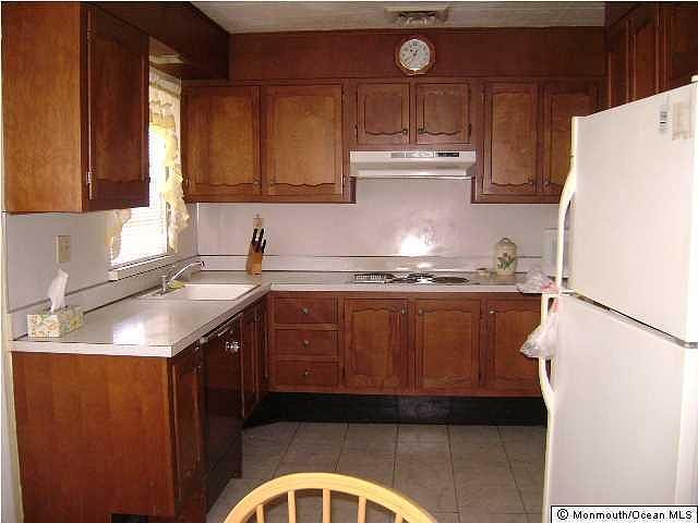 1st image of 373A Chatham Ct