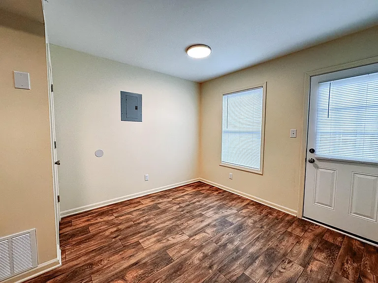 108 Coyote Ct #5 — Photo 6