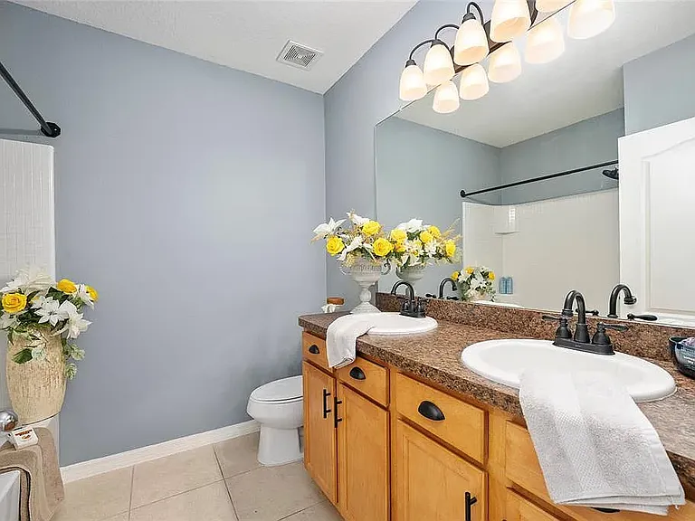 6742 SW 64th Ave — Photo 10