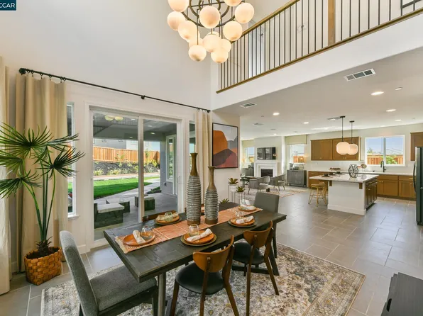3349 Vista Meadows Dr, Pittsburg, CA 94565