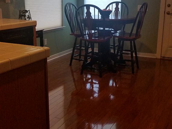 Table seats six/bar chairs
