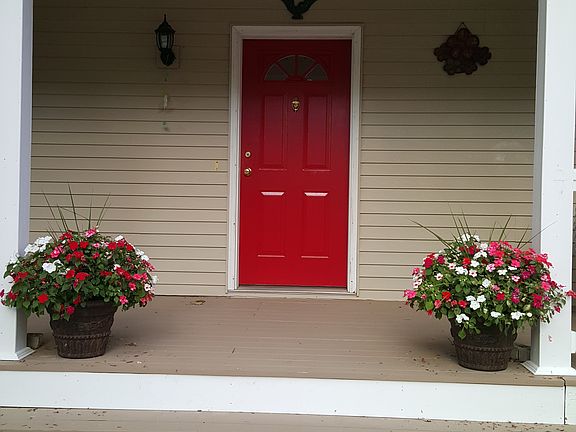 3rd image of 25120 Lois Ln