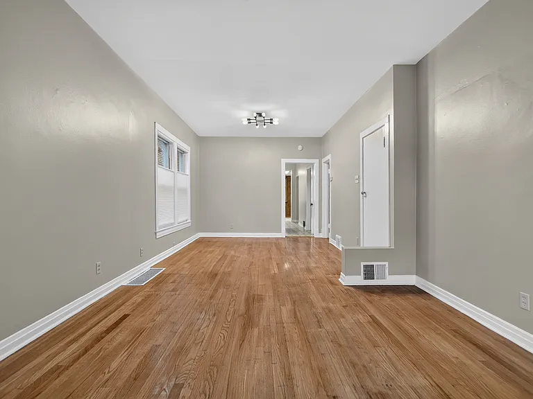 4736 N Kedvale Ave #2 — Photo 6