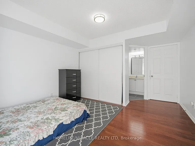 3049 Finch Ave W #2002 — Photo 25