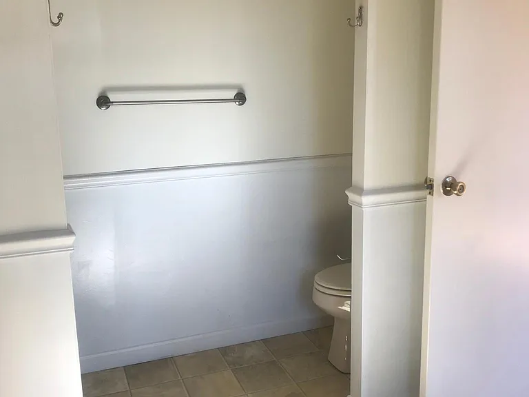 14 Welch Dr E — Photo 9