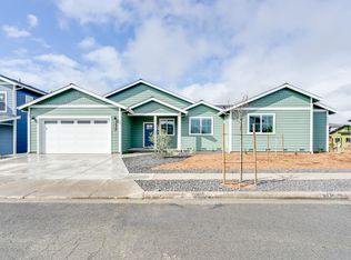 1924 San Salvador Dr, Santa Rosa, CA 95403