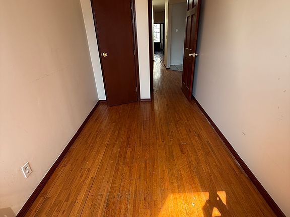 3rd image of 10315 Remington St Floor 2