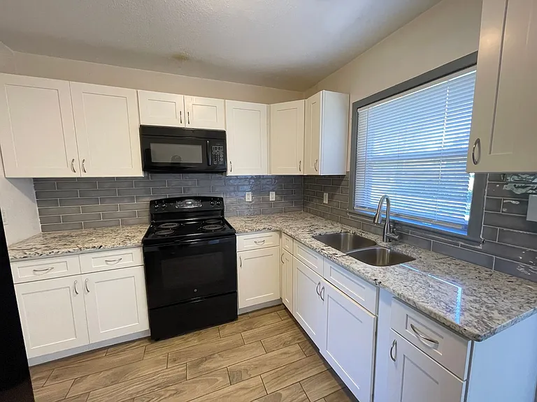 5122 Old Cheney Hwy — Photo 8