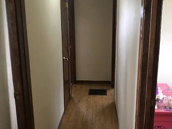 4th image of 140 Fairview Dr