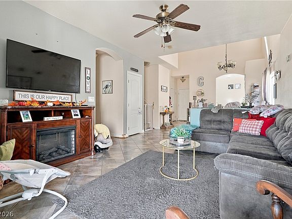 4th image of 2706 Brinkley Manor St