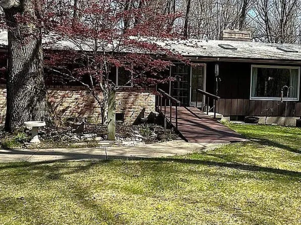 813 E Brooks Rd, Midland, MI 48640