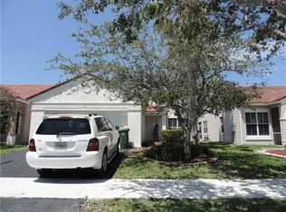 767 Sand Creek Cir, Weston, FL 33327