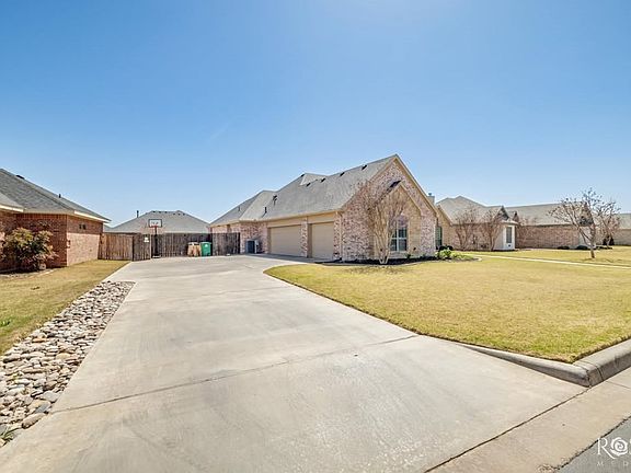 5th image of 4718 Shadow Creek Dr