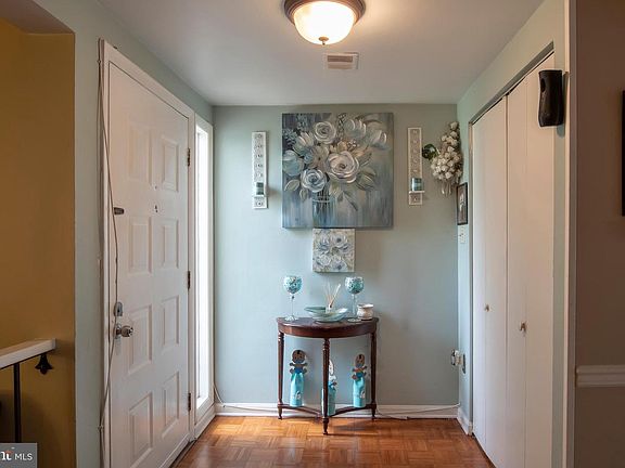 2nd image of 13358 Shea Pl