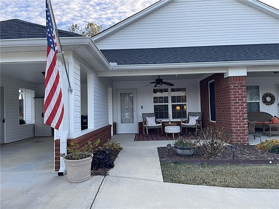 2nd image of 150 Old Mill Rd Unit 329