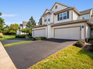 2907 Pleasant Plains Dr, Saint Charles, IL 60175