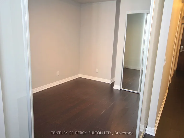 8 Mercer St #904 — Photo 7