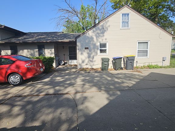2nd image of 329 W Benton St