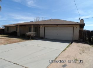 22873 Ottawa Rd, Apple Valley, CA 92308