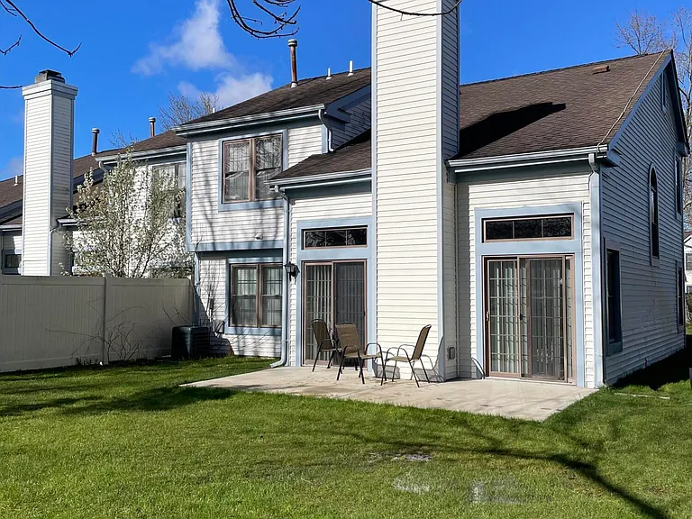 5 Gimbel Pl — Photo 19