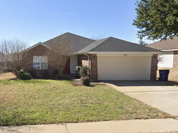 833 Edgehill Rd, Burleson, TX 76028