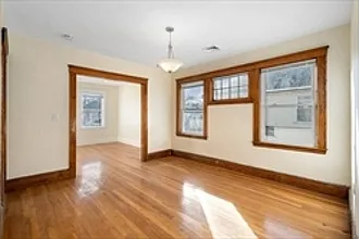 19 Winter St #2 — Photo 10