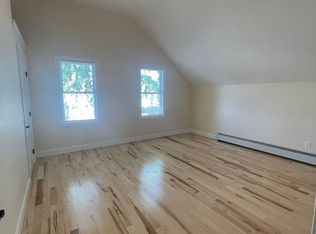 178 N Champlain St, Burlington, VT 05401