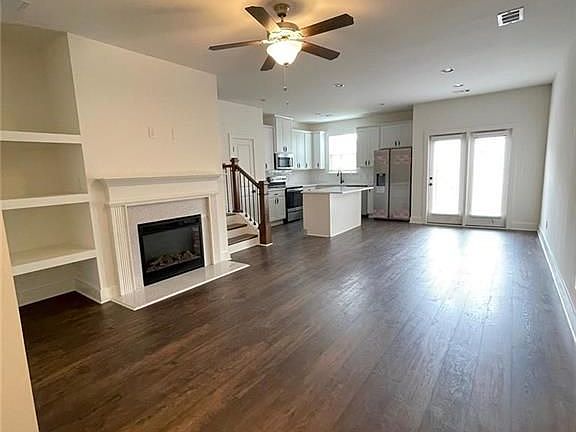 4th image of 6441 Scudders Dr