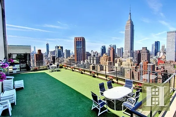 Sold by Halstead Real Estate | media 9