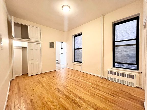 2nd image of 252 W 91st St APT 32